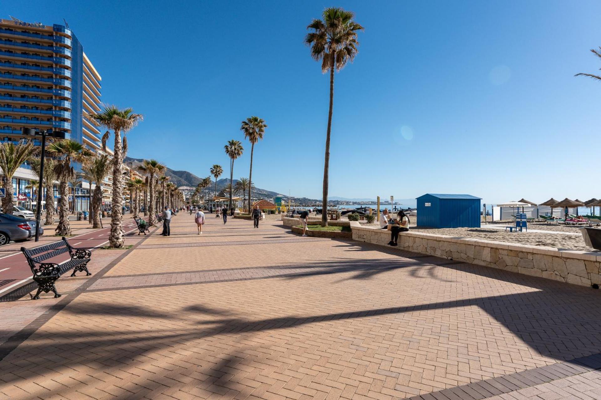 Malagasuite Fuengirola Beach & Sun Esterno foto